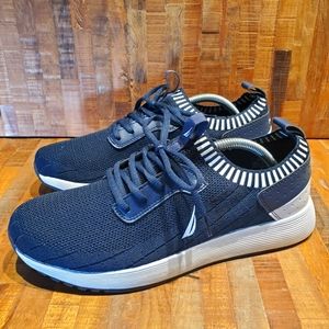 Nautica Women's Walking Sneakers